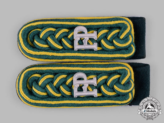 germany,_wehrmacht._a_set_of_feldpost_lagermeister_shoulder_boards_m19_13863