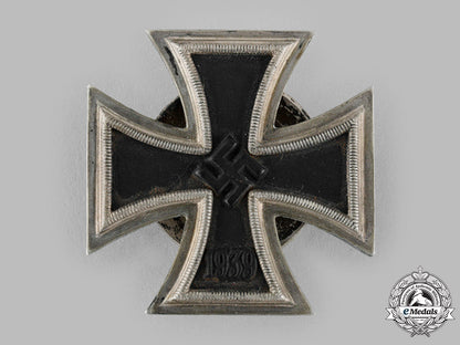 germany,_wehrmacht._a1939_iron_cross_i_class_by_paul_meybauer,_with_case,_dietrich_maerz_collection_m19_13919