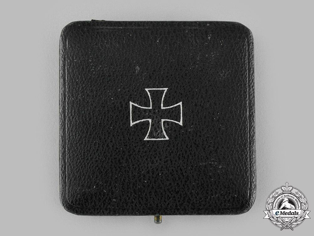 germany,_wehrmacht._a1939_iron_cross_i_class_by_wilhelm_deumer,_with_case,_dietrich_maerz_collection_m19_13938