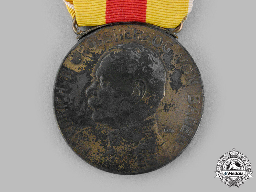 baden,_grand_duchy._a_golden_merit_medal,_c.1910_m19_14135_1