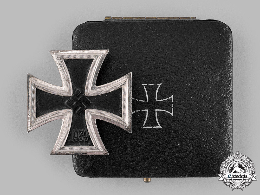 germany,_wehrmacht._a1939_iron_cross_i_class_with_case,_by_b.h._mayer,_dietrich_maerz_collection_m19_14509