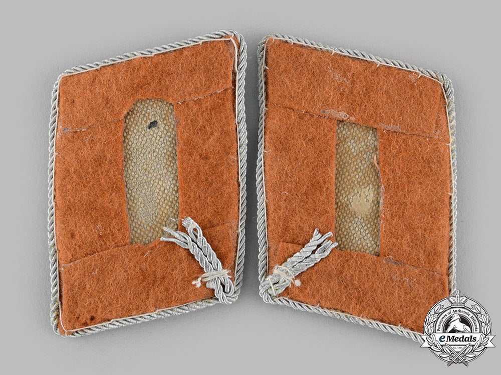 germany,_luftwaffe._a_set_of_communications_major_collar_tabs_m19_14534