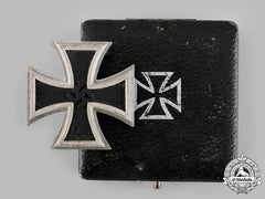Germany, Wehrmacht. A 1939 Iron Cross I Class, With Case, By C.f. Zimmermann