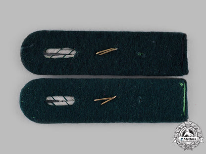 germany,_reichsfinanzverwaltung._a_set_of_reichsfinanzverwaltung(_customs_service)_zollbetriebsassistent_shoulder_boards_m19_14593