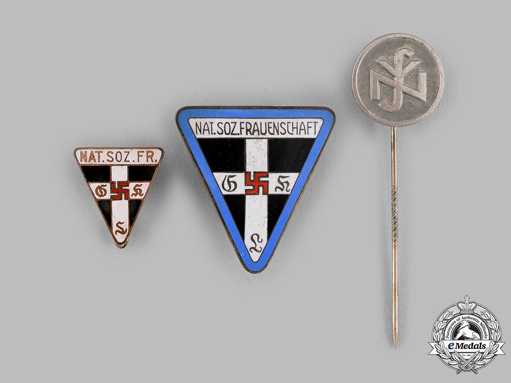 germany,_third_reich._a_lot_of_membership_badges_and_cards_to_hulda_wichelhaus_m19_14602