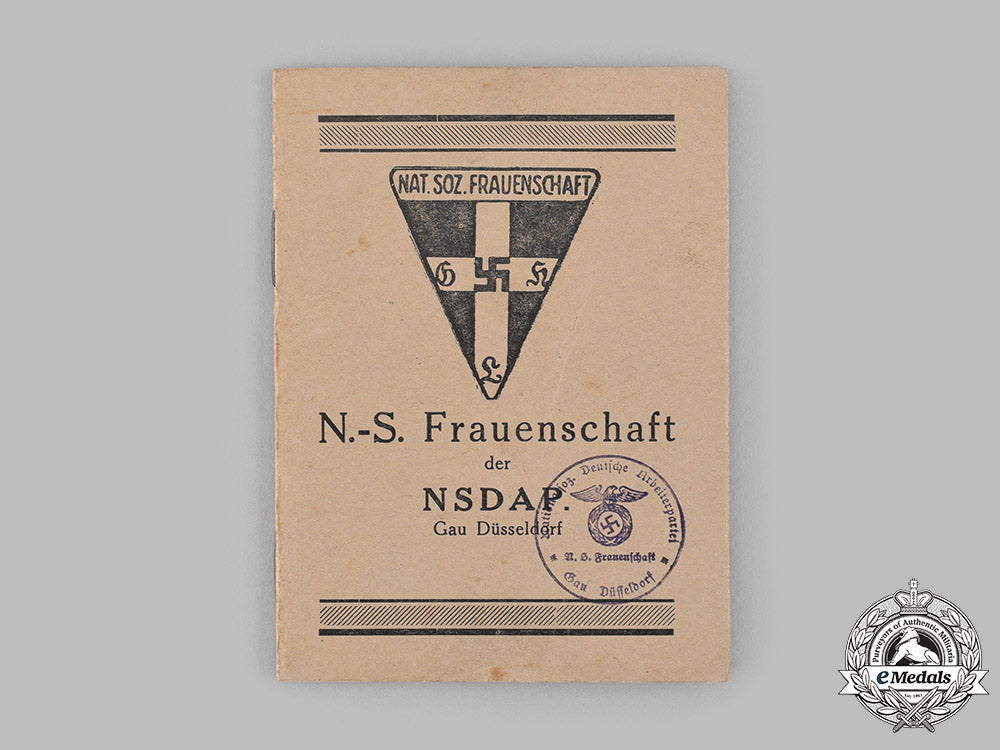 germany,_third_reich._a_lot_of_membership_badges_and_cards_to_hulda_wichelhaus_m19_14607