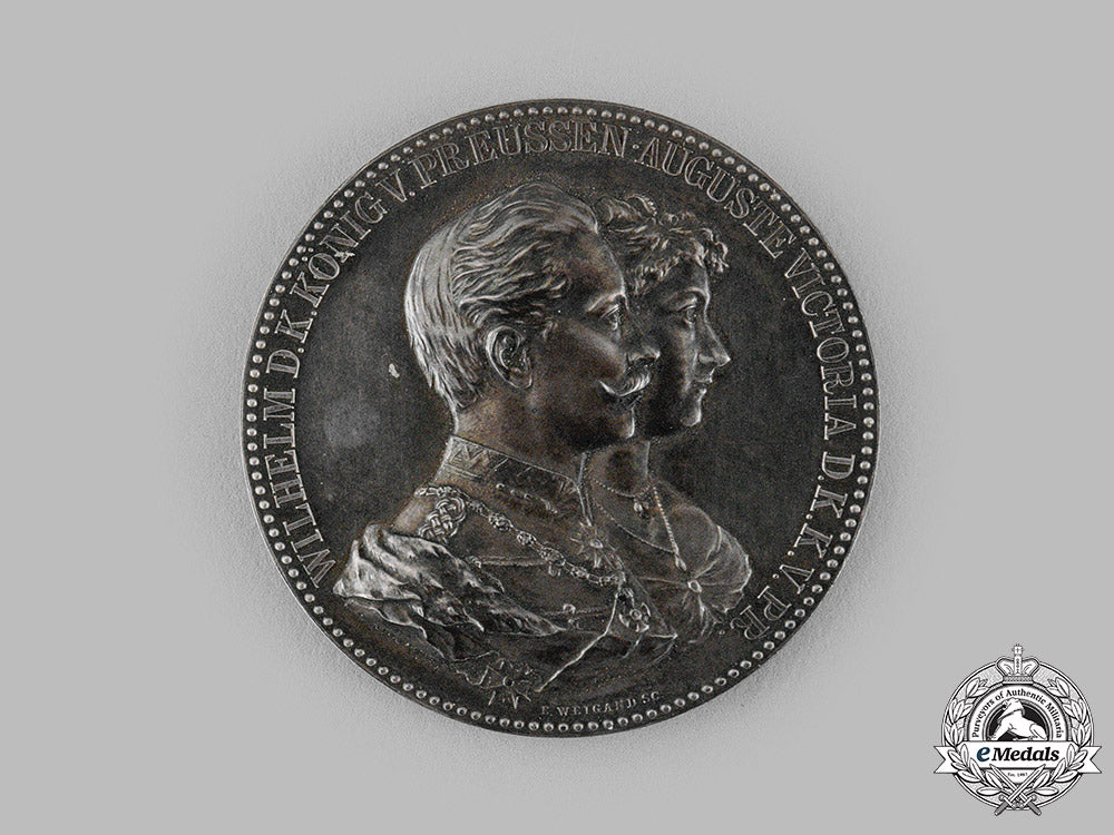 germany,_imperial._a50_th_wedding_anniversary_silver_medal,_with_case,_by_emil_weigand_m19_14790