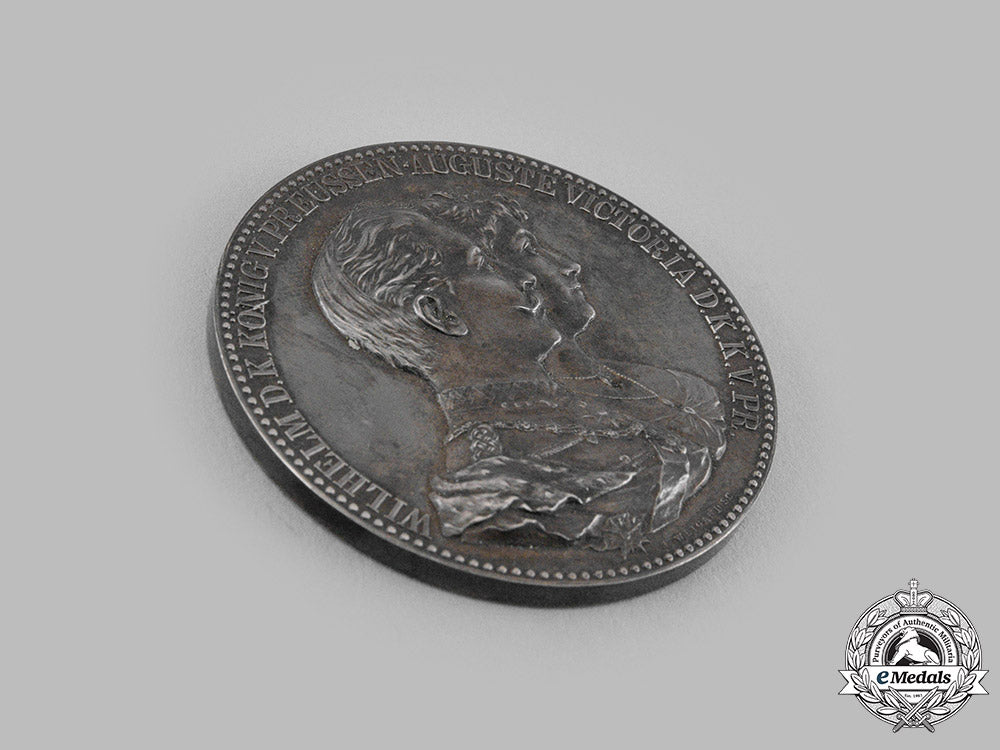 germany,_imperial._a50_th_wedding_anniversary_silver_medal,_with_case,_by_emil_weigand_m19_14792