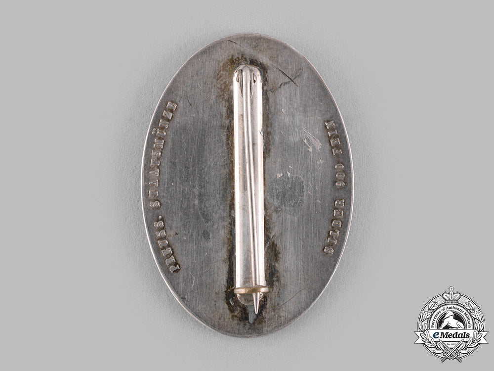 germany,_third_reich._a_badge_for_merit_in_fire_fighting_by_the_prussian_mint_m19_14858