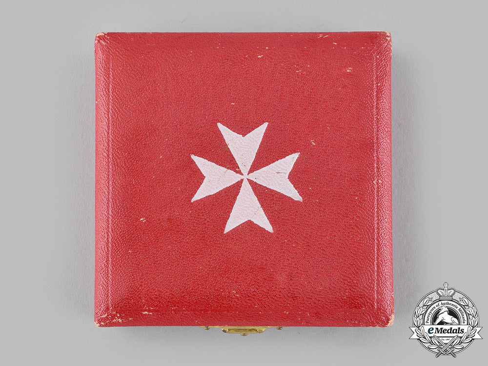 international._an_order_of_merit_of_the_order_of_saint_john_of_jerusalem,_of_rhodes_and_of_malta,_breast_star,_by_gardino_m19_14945_1