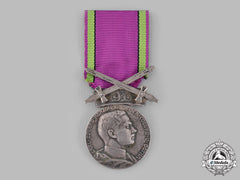 Saxe-Coburg And Gotha, Duchy. A Saxe-Ernestine House Order, Silver Merit Medal With Sword Clasp 1914