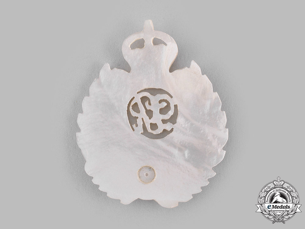 united_kingdom._a_mother_of_pearl_royal_engineers_sweetheart_brooch_m19_15103_1_1_1