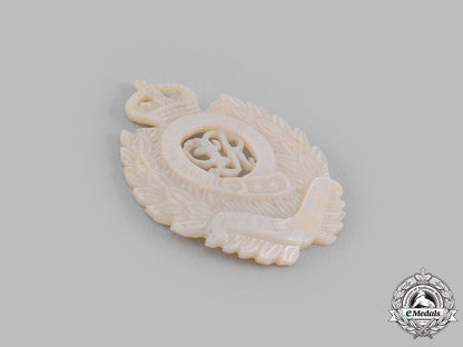 united_kingdom._a_mother_of_pearl_royal_engineers_sweetheart_brooch_m19_15104_1_1_1