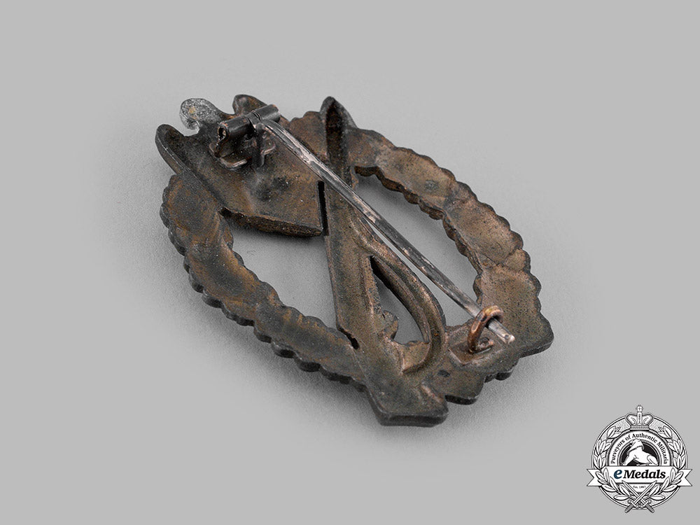 germany,_wehrmacht._an_infantry_assault_badge,_bronze_grade_m19_15214