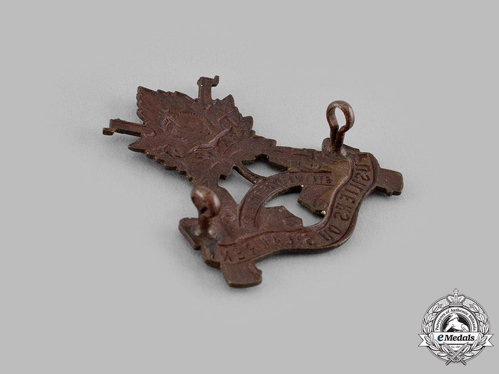 canada._a_fusiliers_de_st._laurent_cap_badge,_c.1940_m19_15236