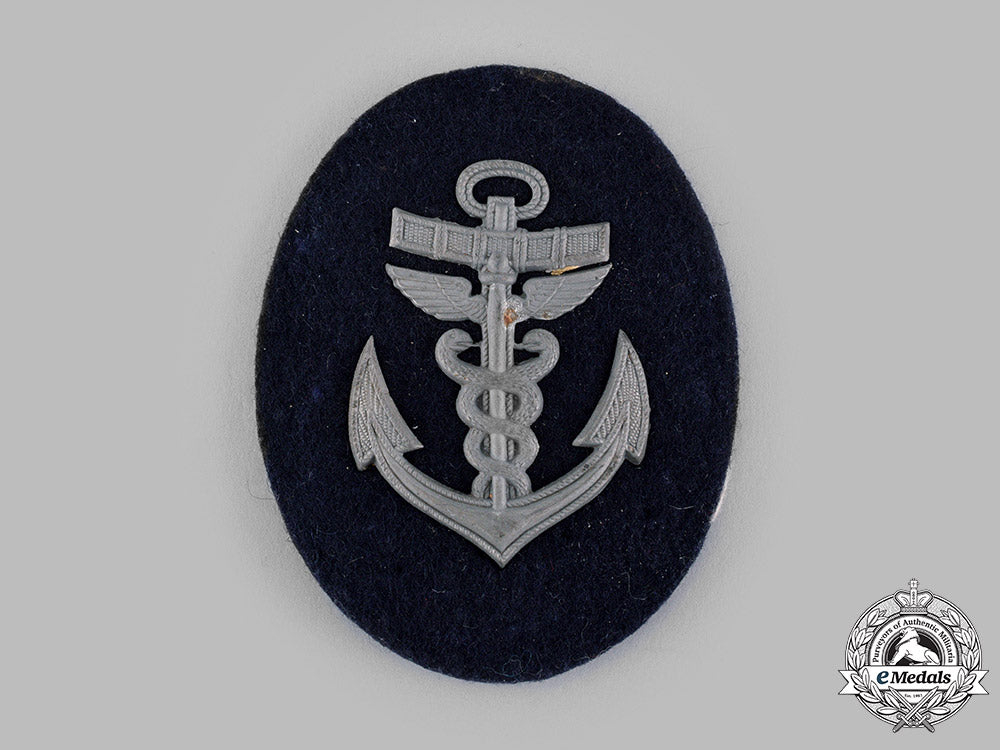 germany,_kriegsmarine._an_em/_nco’s_administration_specialist_insignia_m19_15357