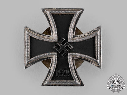 germany,_wehrmacht._a1939_iron_cross_i_class_by_funcke&_brüninghaus_m19_15456