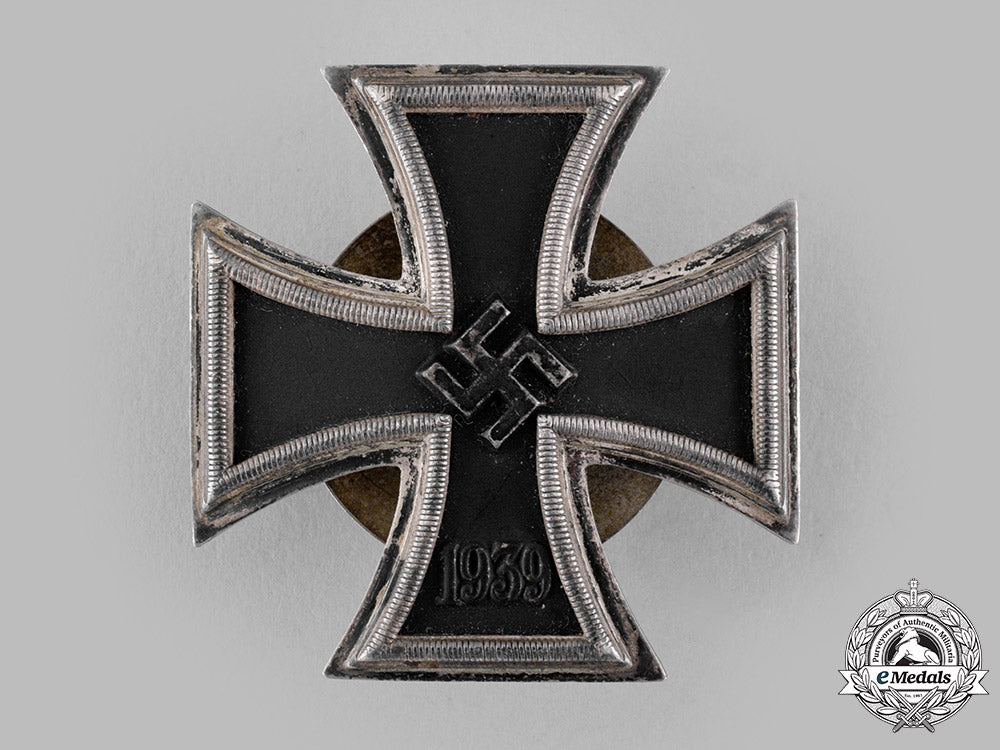 germany,_wehrmacht._a1939_iron_cross_i_class_by_funcke&_brüninghaus_m19_15456