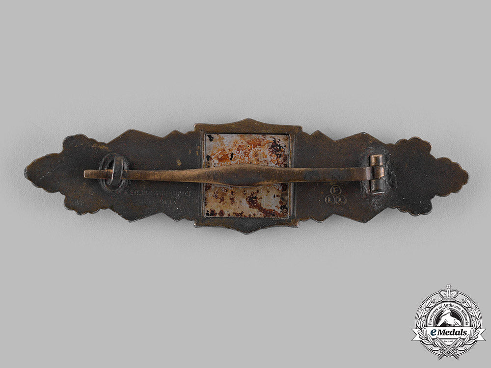 germany,_wehrmacht._a_close_combat_clasp,_bronze_grade,_by_friedrich_linden_m19_15475