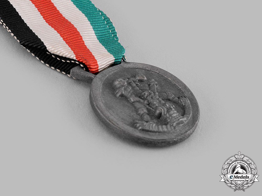 italy,_kingdom._an_italian-_german_african_campaign_medal_by_lorioli_m19_15485