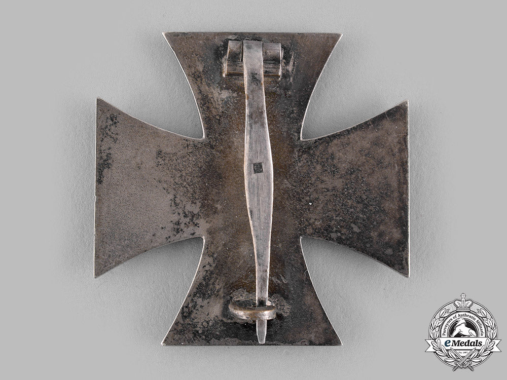 germany,_wehrmacht._a1939_iron_cross_i_class_with_case,_by_fritz_zimmermann,_dietrich_maerz_collection_m19_15488