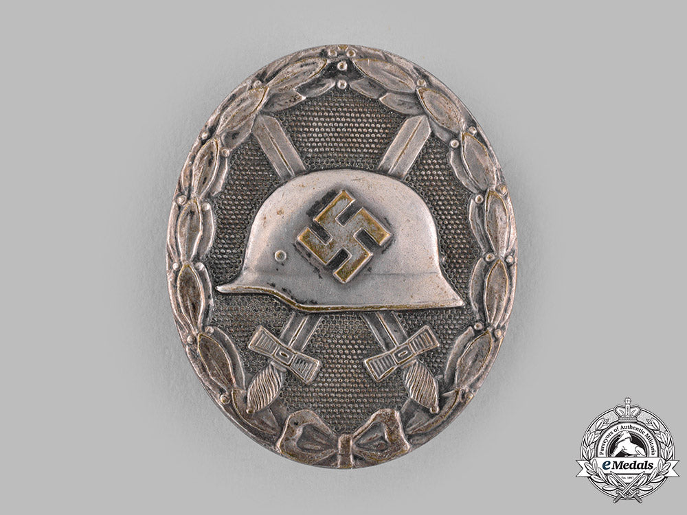 germany,_wehrmacht._a_wound_badge,_silver_grade_m19_15501