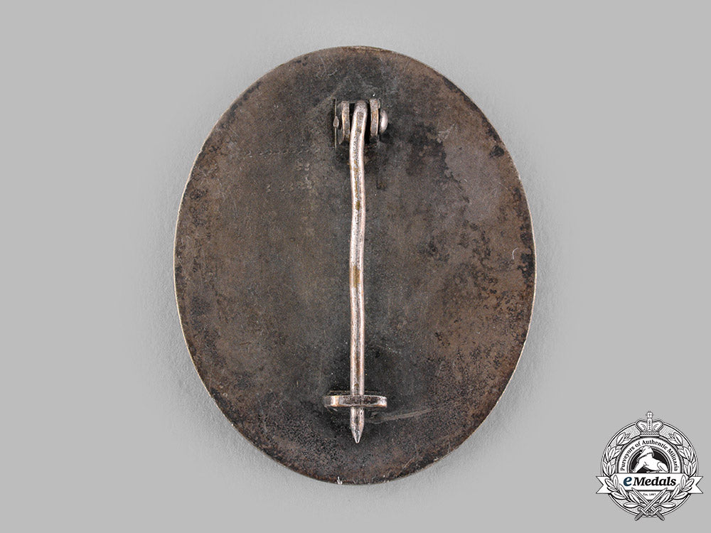 germany,_wehrmacht._a_wound_badge,_silver_grade_m19_15502