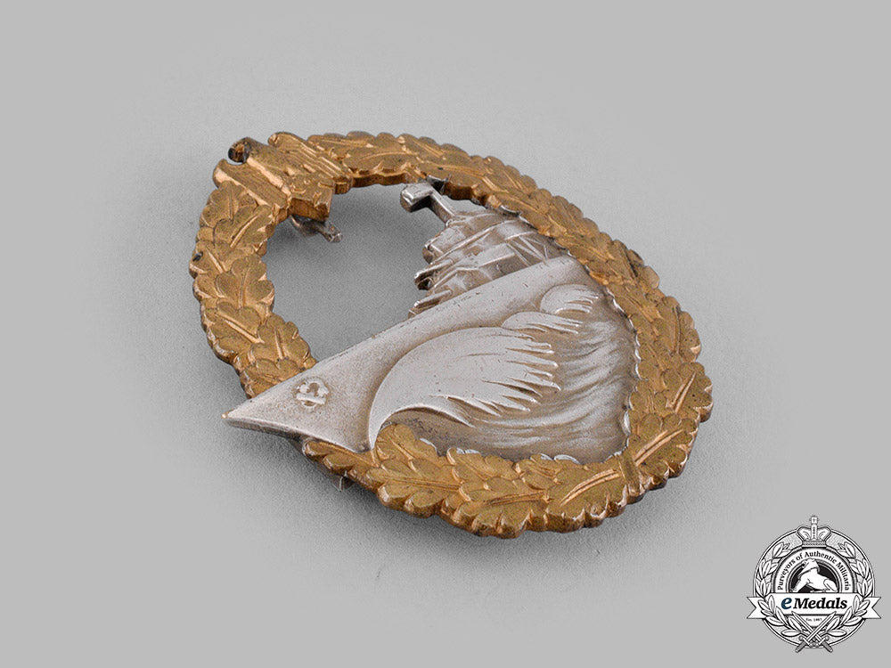 germany,_kriegsmarine._a_destroyer_war_badge,_by_schwerin_m19_15534