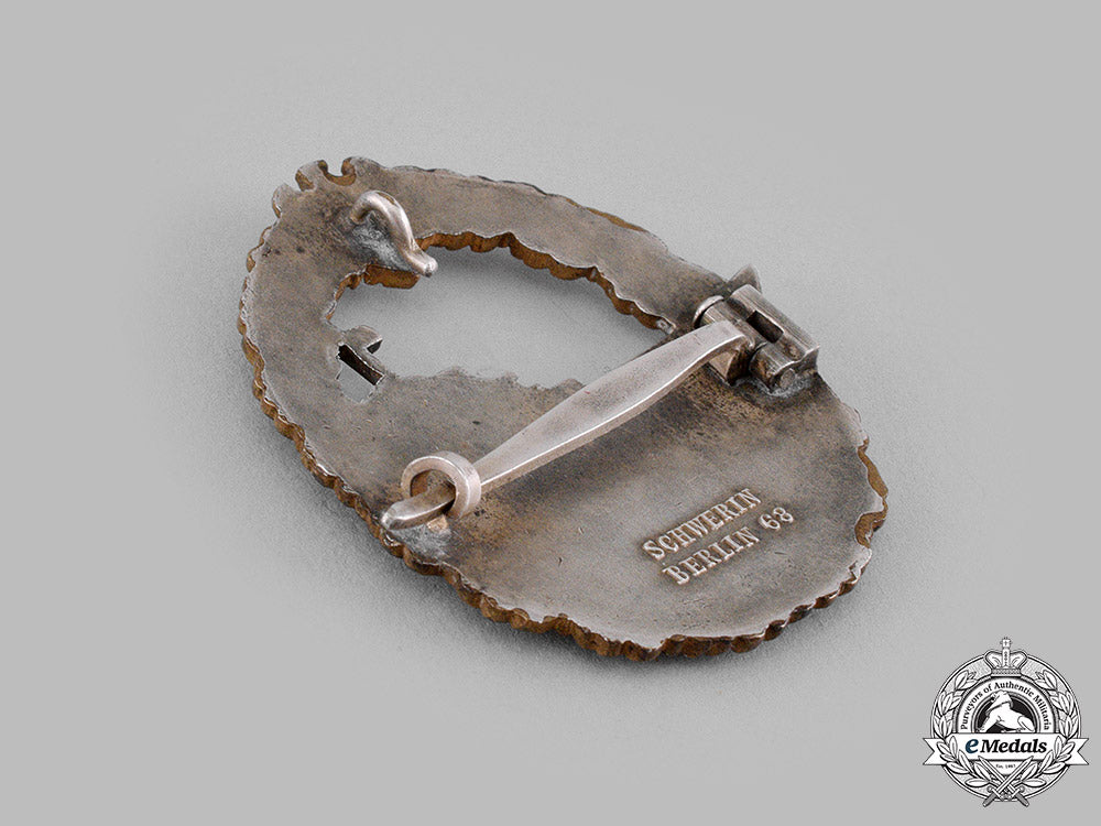 germany,_kriegsmarine._a_destroyer_war_badge,_by_schwerin_m19_15535
