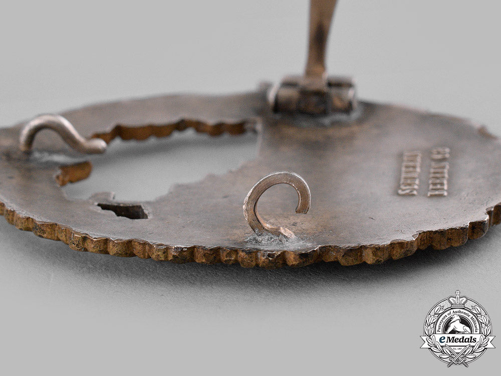 germany,_kriegsmarine._a_destroyer_war_badge,_by_schwerin_m19_15536