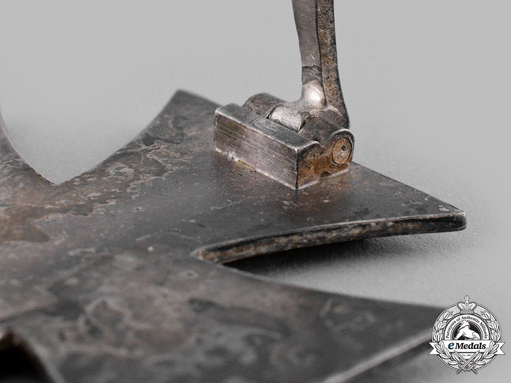 germany,_wehrmacht._a1939_iron_cross_i_class_by_wächtler&_lange_m19_15557_1