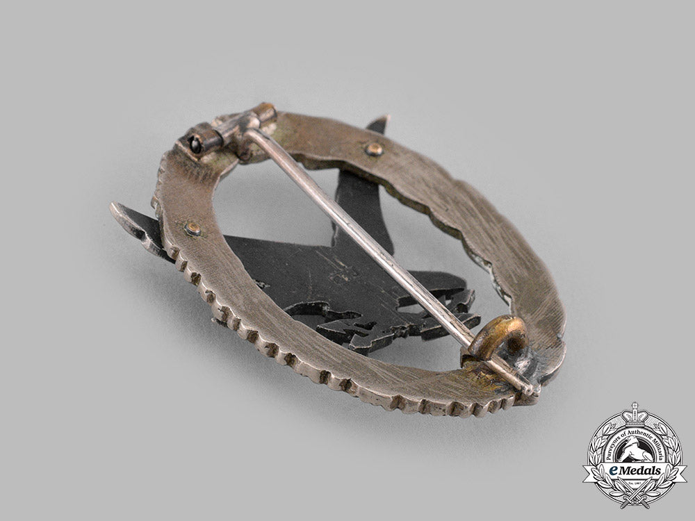 germany,_luftwaffe._a_radio_operator&_air_gunner_badge,_narrow_wreath_variant,_by_c.e._juncker_m19_15613_1