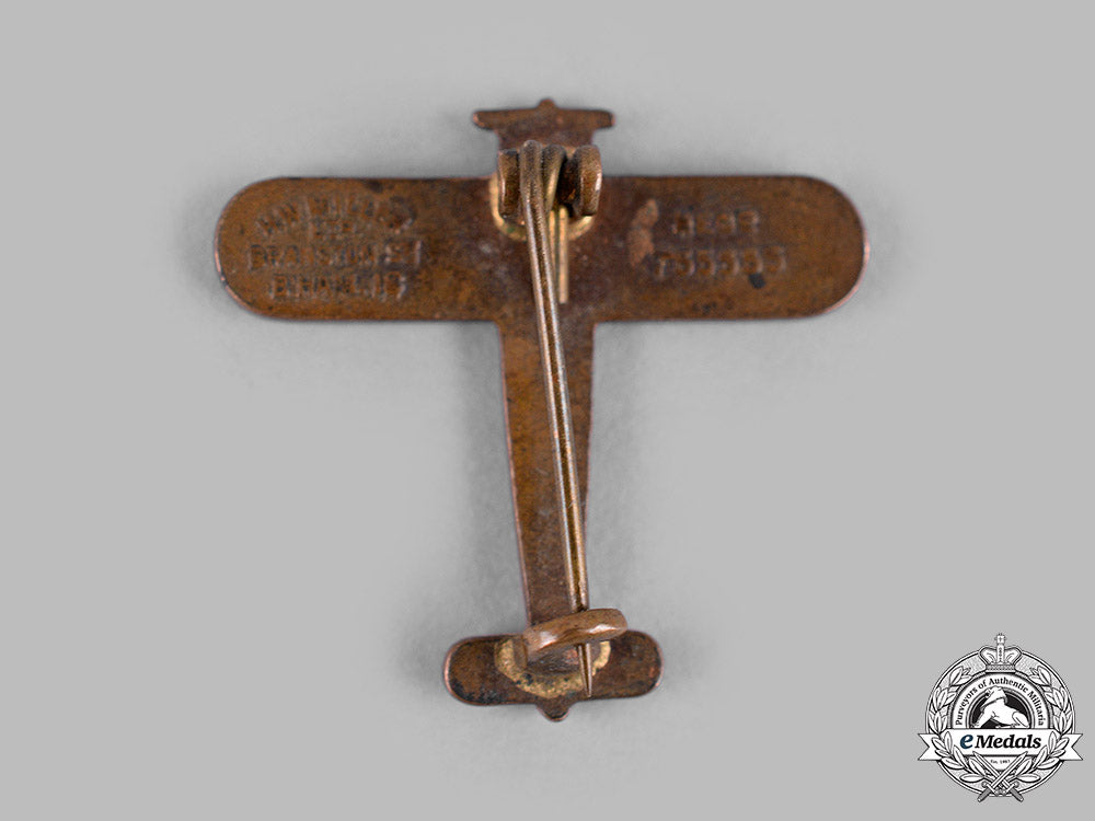 united_kingdom._an_aviator_alan_cobham's_flying_circus_de_havilland_moth_red_monoplane_badge,_c.1932_m19_15735