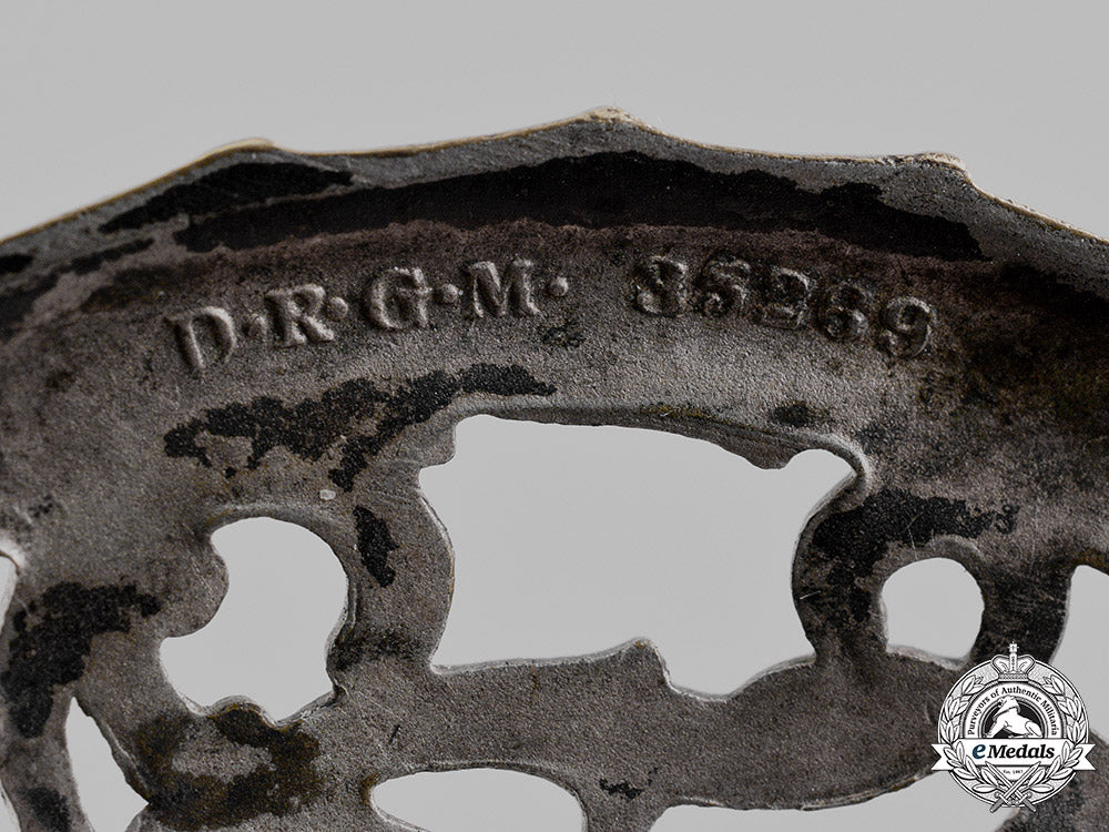 germany,_drl._a_sports_badge,_silver_grade,_by_hermann_wernstein_m19_15829