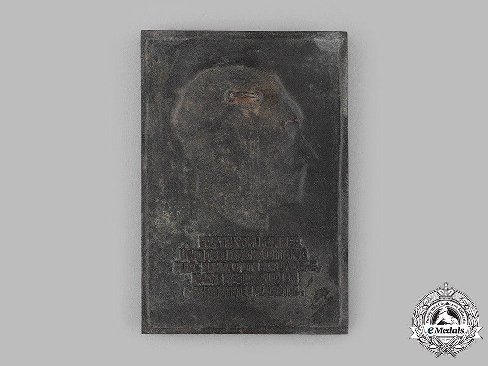 germany,_third_reich._a_führer_plaque_for40_years_of_service_to_the_state,_with_case_m19_15844