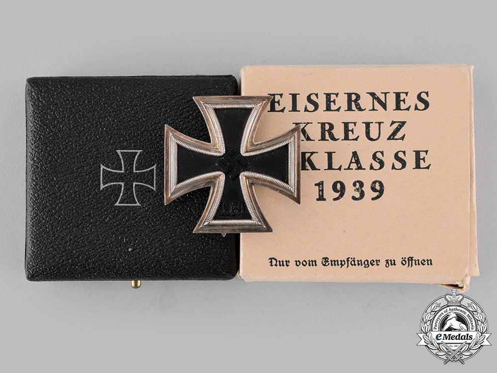 germany,_wehrmacht._a1939_iron_cross_i_class,_with_case,_by_rudolf_souval_m19_15914