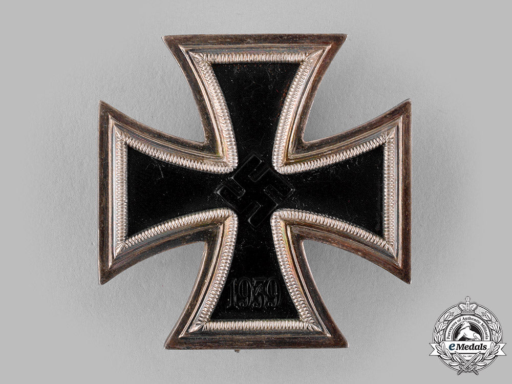 germany,_wehrmacht._a1939_iron_cross_i_class,_with_case,_by_rudolf_souval_m19_15915