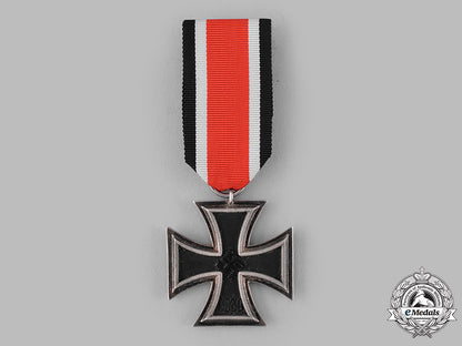 germany,_wehrmacht._a1939_iron_cross_ii_class_by_s._jablonski&_co._m19_15934