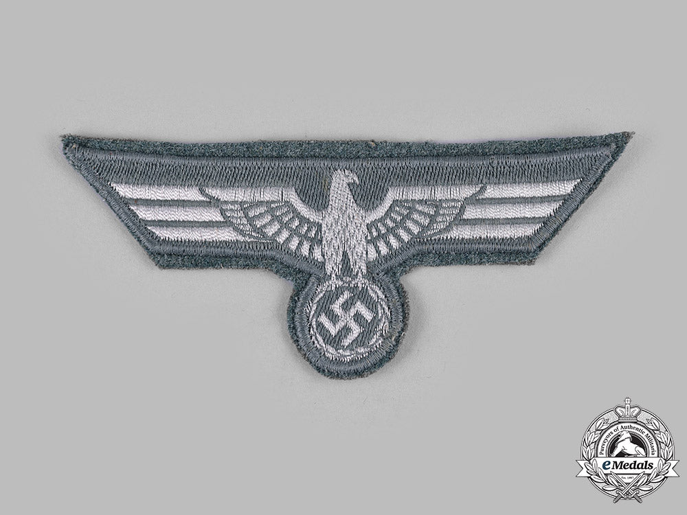 germany,_heer._a_heer_officer’s_tunic_breast_eagle_m19_16029