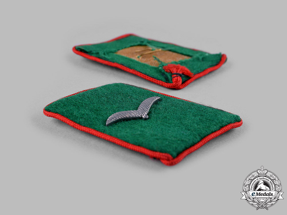 germany,_luftwaffe._a_set_of_attached_troops_flak/_artillery_flieger_collar_tabs_m19_16043