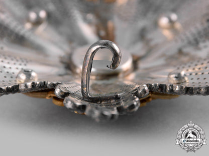 austria,_imperial._an_order_of_franz_joseph,_grand_cross_star,_with_lower_grade_war_decoration(_rothe_copy)_m19_16135