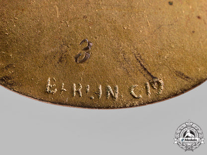 germany,_weimar_republic._a_lot_of_german_red_cross(_drk)_membership_badges_m19_16189