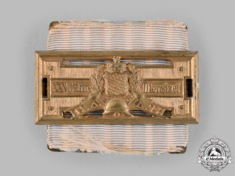 bavaria,_kingdom._a_fire_brigade_honour_clasp_for25_years_of_service_by_eduard_quellhorst_m19_16272