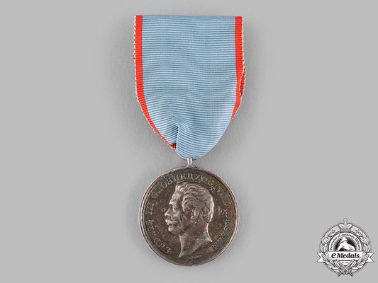 hesse,_grand_duchy._a_general_honour_medal_for_rescue_of_human_life_by_c._voigt,_c.1880_m19_16315