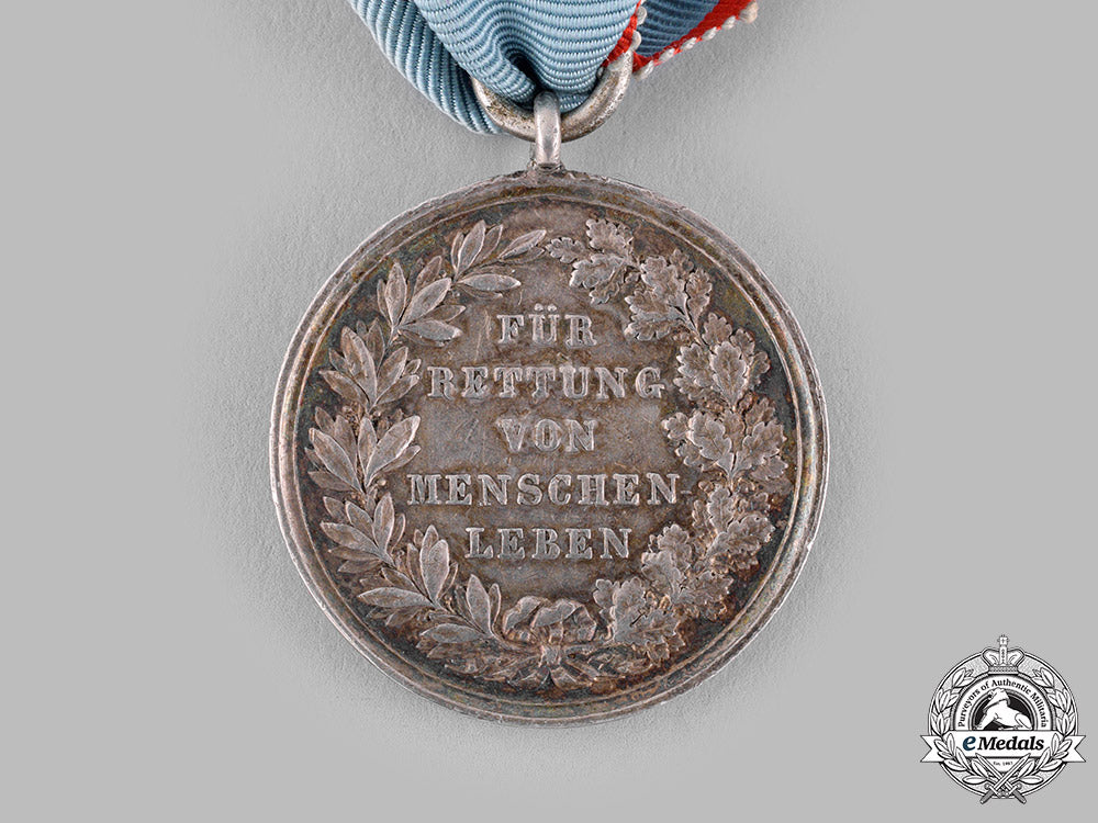 hesse,_grand_duchy._a_general_honour_medal_for_rescue_of_human_life_by_c._voigt,_c.1880_m19_16317