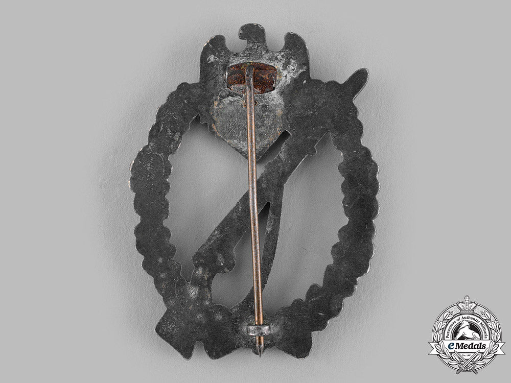 germany,_wehrmacht._an_infantry_assault_badge,_silver_grade_m19_16439