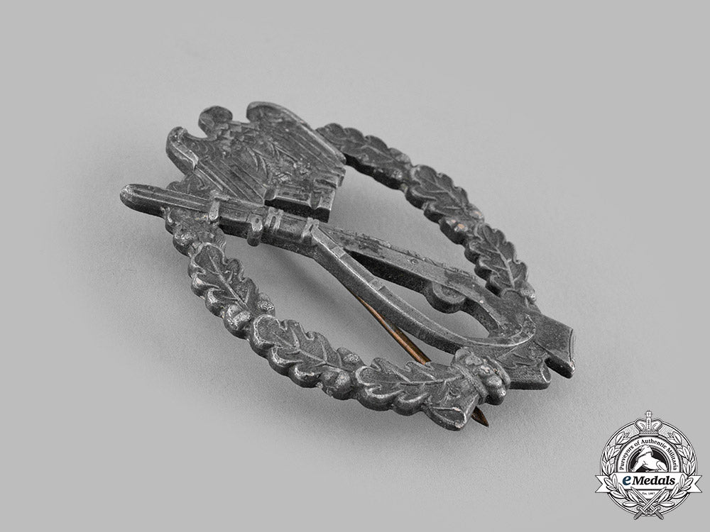 germany,_wehrmacht._an_infantry_assault_badge,_silver_grade_m19_16440