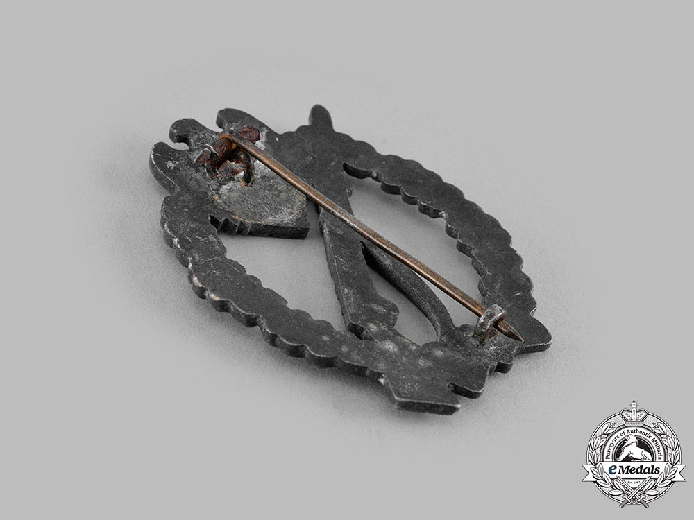 germany,_wehrmacht._an_infantry_assault_badge,_silver_grade_m19_16441
