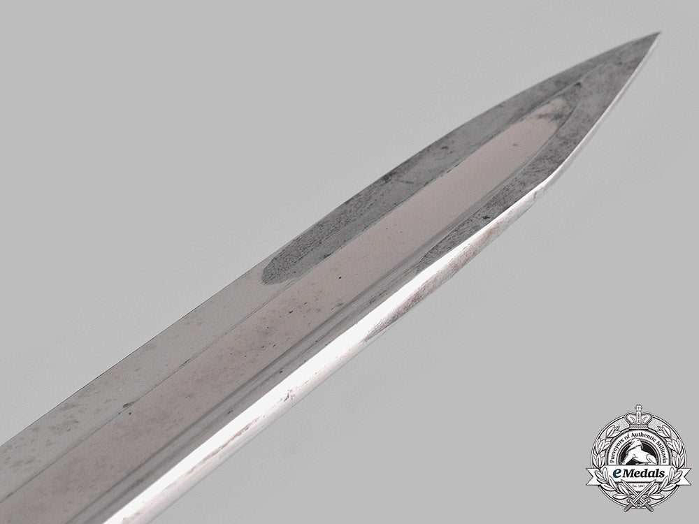 germany,_schutzpolizei._an_unslotted_dress_bayonet_by_paul_weyersberg&_co._m19_16565