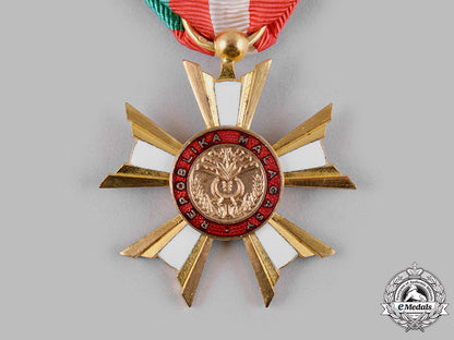 madagascar,_i_republic._a_national_order_of_madagascar,_by_arthus_bertrand&_co.,_knight_c.1959_m19_16797